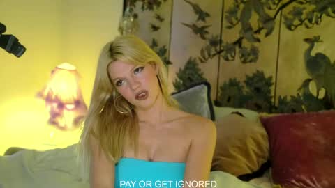 Snapshot of goddesssherry00 chatting on June 2026 01:50:02 AM Goddess Sherry online show from June 2026 01:50:02 AM