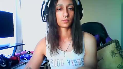 goddessvikkii online show from February 2026 09:20:02 PM