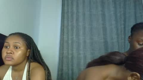 Snapshot of godess_lunah chatting on June 2026 10:50:01 AM godess_lunah online show from June 2026 10:50:01 AM