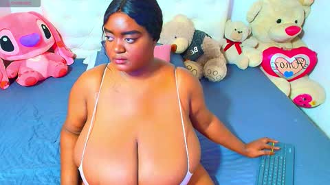 Godess Tracy online show from October 2025 12:33:01 PM