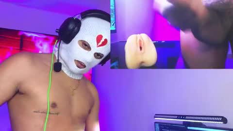 Snapshot of godiegogoxxx chatting on May 2026 05:47:01 AM Diego online show from May 2026 05:47:01 AM