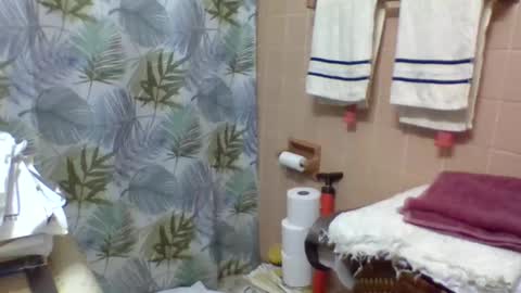 Snapshot of gojo885 chatting on February 2025 02:49:01 AM gojo885 online show from February 2025 02:49:01 AM