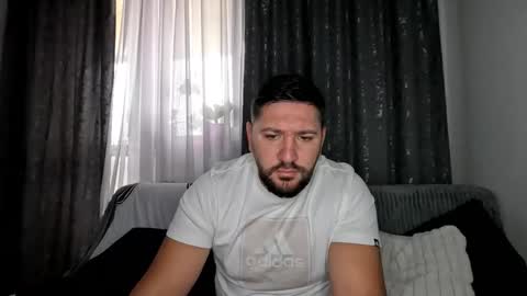 gold_alpha_boy online show from October 2025 07:14:02 AM