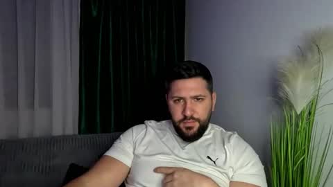 gold_alpha_boy online show from February 2026 08:46:02 PM