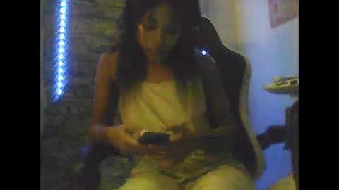 Amethyst online show from October 2025 05:59:01 AM