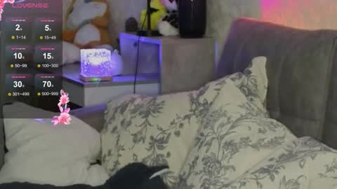 Jess  online show from November 2025 09:58:02 PM