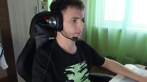 Golden boyyy21 online show from January 2026 08:08:01 AM