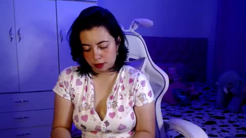 golden_gingerkitty online show from February 2025 12:57:02 AM