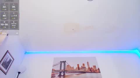 Snapshot of goldenhugecocktss chatting on February 2026 09:02:02 AM May smith online show from February 2026 09:02:02 AM