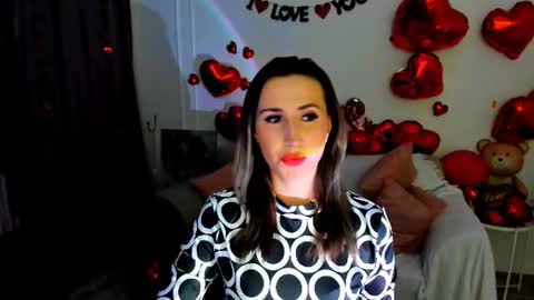 Olivia online show from February 2026 07:50:02 PM