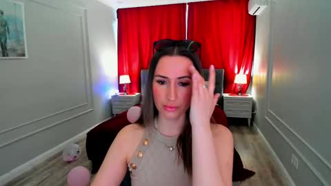 Olivia online show from March 2026 03:54:02 AM