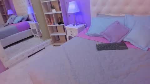 goldentemptation_ online show from February 2026 09:40:02 PM