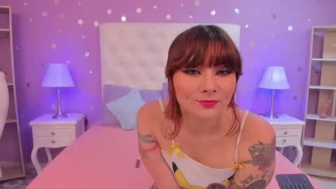 goldentemptation_ online show from February 2026 07:43:02 PM