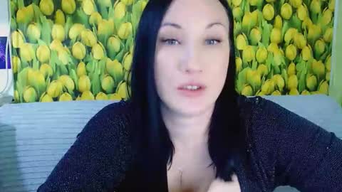 Snapshot of goldmoonn chatting on May 2026 06:04:01 PM goldmoonn online show from May 2026 06:04:01 PM