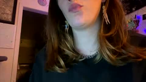 Goldstar and Princess online show from November 2025 01:55:02 AM