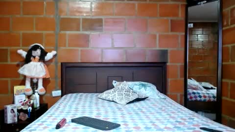 Valentina online show from December 2024 05:47:01 AM