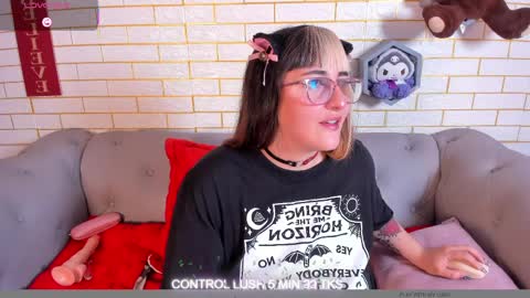 Snapshot of gomory_kitty chatting on April 2026 05:14:02 PM gomory_kitty online show from April 2026 05:14:02 PM