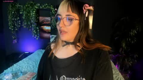 Snapshot of gomory_kitty chatting on April 2026 07:07:02 PM gomory_kitty online show from April 2026 07:07:02 PM