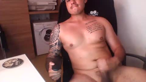 Snapshot of gonzo1997 chatting on June 2026 08:25:02 PM gonzo1997 online show from June 2026 08:25:02 PM