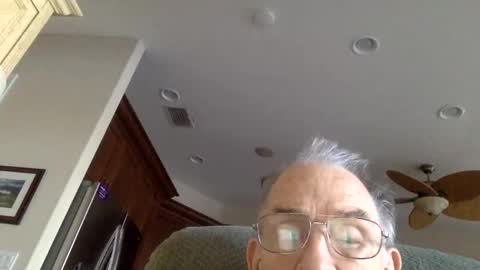Snapshot of goodgrief12345 chatting on February 2025 10:07:02 PM Sweet old guy online show from February 2025 10:07:02 PM