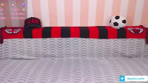 Snapshot of gordonhunt chatting on December 2024 01:13:01 PM Gordon Hunt online show from December 2024 01:13:01 PM