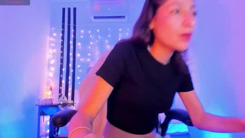 Snapshot of gorgeous_t chatting on February 2026 07:40:01 PM i am Jessi I love animals and drawing I hope to get along with everyone. XOXO online show from February 2026 07:40:01 PM