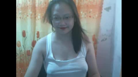 Snapshot of gorgeousmama chatting on January 2025 03:31:02 AM gorgeousmama online show from January 2025 03:31:02 AM