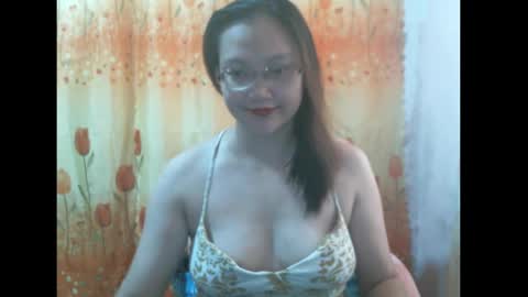 Snapshot of gorgeousmama chatting on February 2025 03:15:02 AM gorgeousmama online show from February 2025 03:15:02 AM
