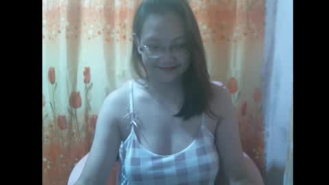 Snapshot of gorgeousmama chatting on September 2025 09:22:02 AM gorgeousmama online show from September 2025 09:22:02 AM