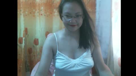 Snapshot of gorgeousmama chatting on October 2025 04:48:01 AM gorgeousmama online show from October 2025 04:48:01 AM