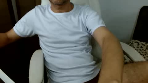 Snapshot of goten7 chatting on May 2026 04:24:02 PM Andres online show from May 2026 04:24:02 PM