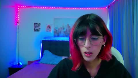 goth_minerva online show from February 2026 01:40:01 PM