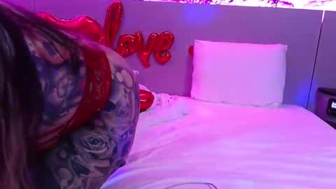 Snapshot of gothbaby305 chatting on February 2026 06:10:01 AM gothbaby305 online show from February 2026 06:10:01 AM