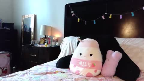 gothbaby305 online show from April 2026 11:46:01 PM