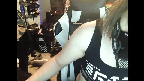 Victoriana online show from January 2025 04:38:01 AM