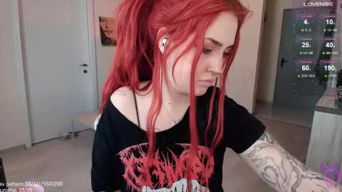 Snapshot of gothkittys chatting on May 2026 09:25:01 AM traumfrau Kira angel face devil eyes I SELL A LOT VIDEO IN GALLERY online show from May 2026 09:25:01 AM