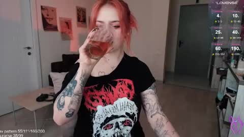 Snapshot of gothkittys chatting on May 2026 12:32:02 PM traumfrau Kira angel face devil eyes I SELL A LOT VIDEO IN GALLERY online show from May 2026 12:32:02 PM