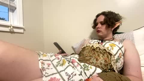 Snapshot of gothydoll chatting on July 2026 12:16:01 AM Doll online show from July 2026 12:16:01 AM