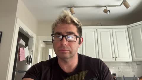 Snapshot of gr33nvap chatting on February 2026 07:12:01 PM Cuddleguy online show from February 2026 07:12:01 PM