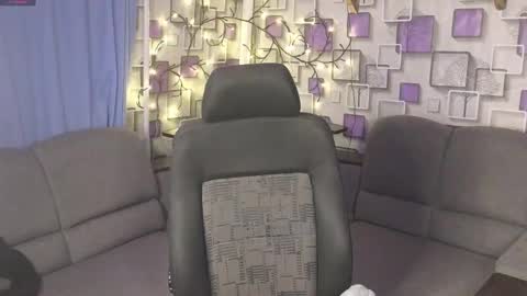 Grace online show from September 2025 10:43:01 PM