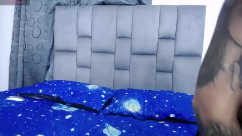 Snapshot of grace_and_shawn chatting on October 2025 09:49:01 AM grace_and_shawn online show from October 2025 09:49:01 AM