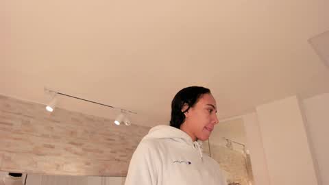 Snapshot of grace_daviss chatting on February 2026 11:59:01 AM GRACE online show from February 2026 11:59:01 AM