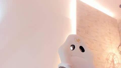 Snapshot of grace_daviss chatting on February 2026 10:56:02 AM GRACE online show from February 2026 10:56:02 AM