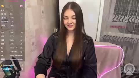 Snapshot of gracebrownnn chatting on June 2026 10:14:02 PM Grace Brown online show from June 2026 10:14:02 PM