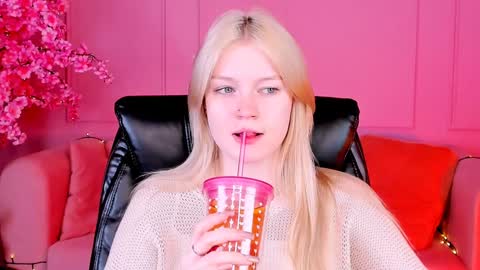 Grace Glamour online show from February 2025 05:31:02 AM