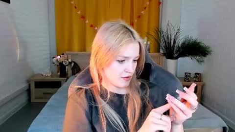 Grace Glamour online show from March 2025 11:19:01 AM