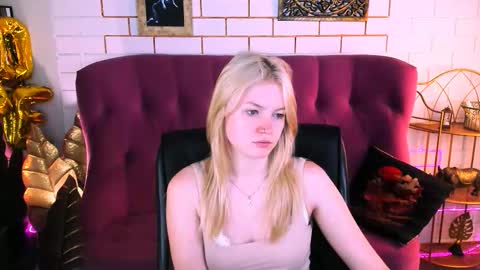 Grace Glamour online show from September 2025 05:06:02 AM