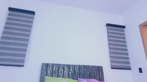 GRECIADOMM555 online show from October 2025 07:20:02 AM