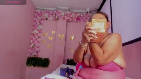 Snapshot of grandmother_milf chatting on May 2026 12:24:02 PM Mi Name is violeta online show from May 2026 12:24:02 PM