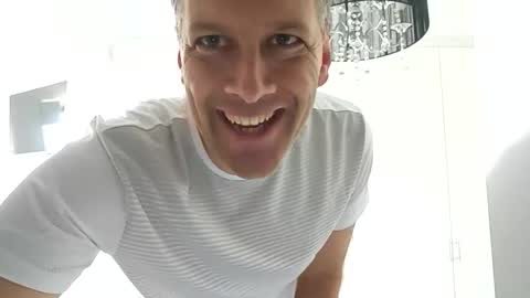 Snapshot of grattitude chatting on May 2026 11:12:03 PM grattitude online show from May 2026 11:12:03 PM